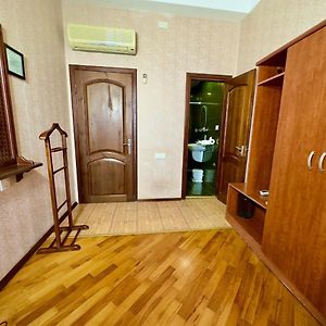 Large Tek Kişilik Oda